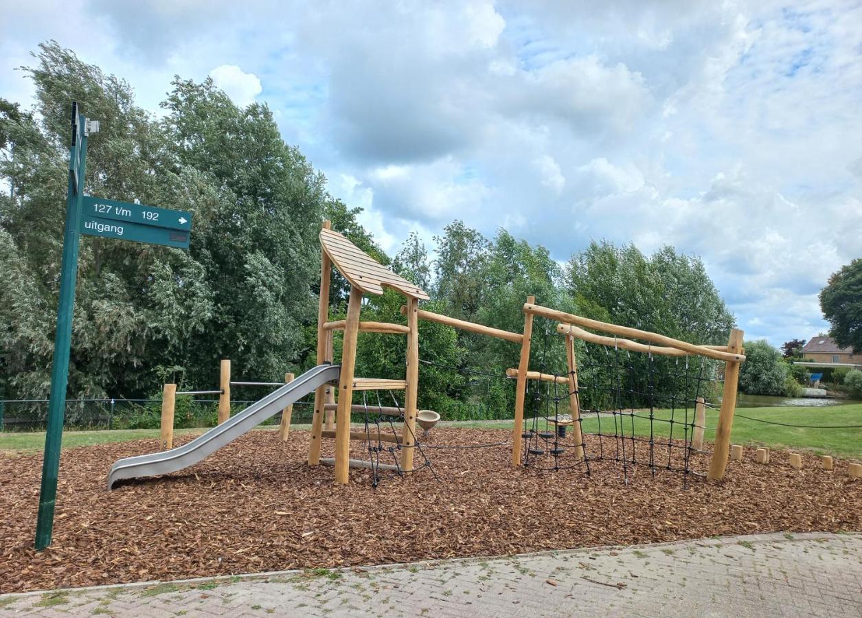 Britt Met Grote Tuin En Veel Privacy Dirkshorn