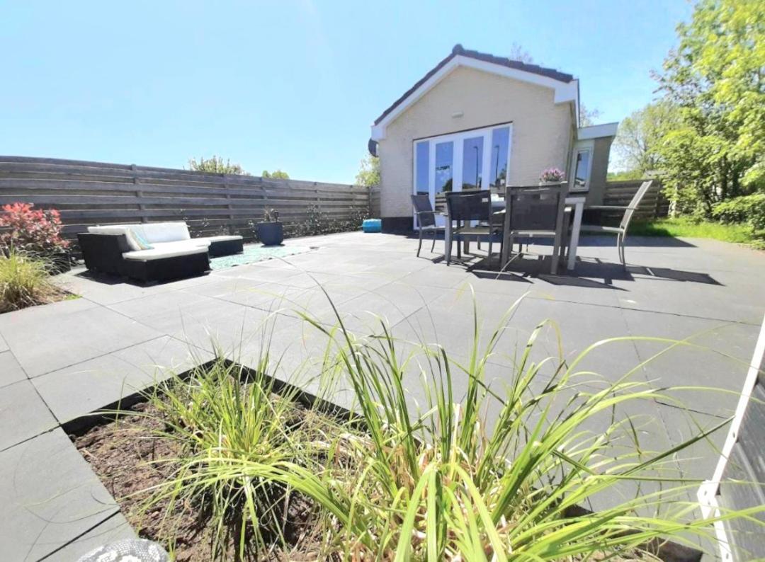 Britt Met Grote Tuin En Veel Privacy Dirkshorn